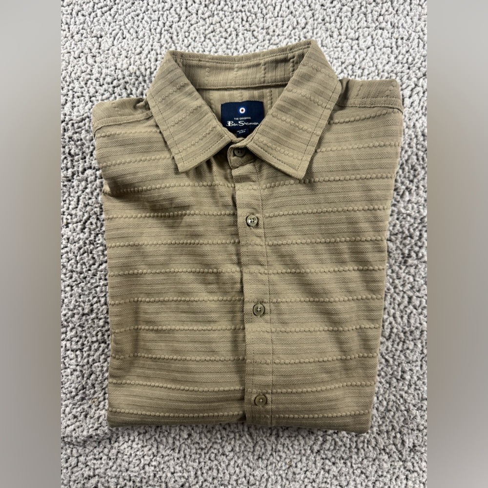 Ben Sherman Tan Casual Button Down Shirt Men’s size L
